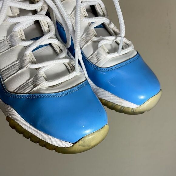 Nike Air Jordan 11 Retro UNC White Blue Sneakers Size 7 - Picture 6 of 12